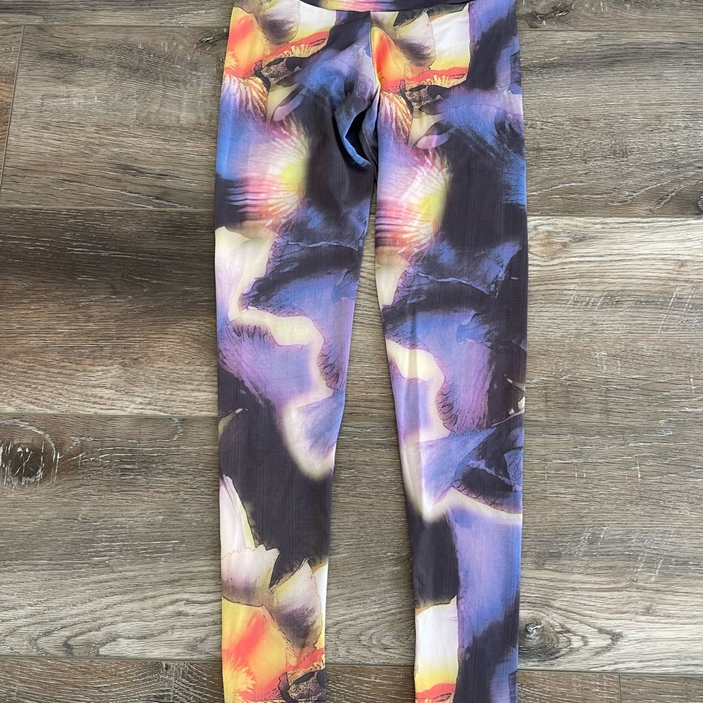 Memo Floral Print Women's Leggings worn once size XS